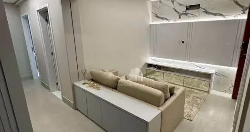 Apartamento com Suíte e 2 Vagas Cobertas em Frente ao Novo Shopping!