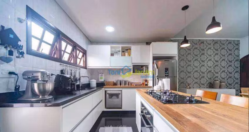 Sobrado com 3 dormitórios à venda, 217 m² por R$ 660.000,00 - Parque Erasmo Assunção - Santo André/SP
