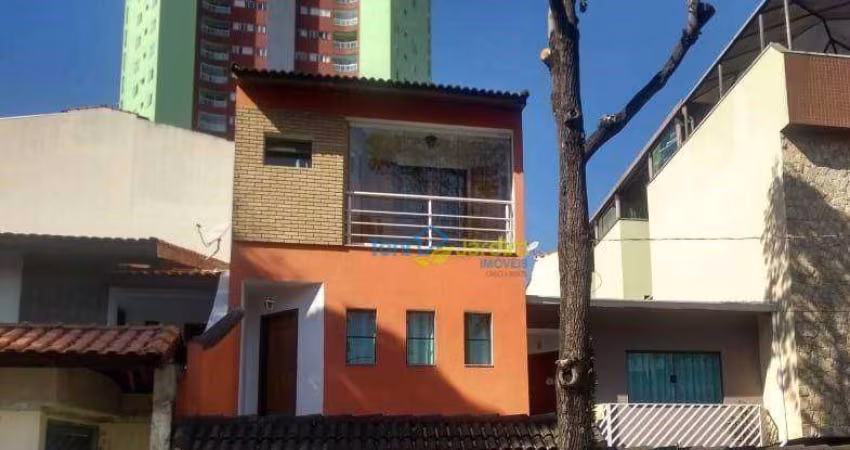 Sobrado com 3 dormitórios à venda, 253 m² por R$ 900.000,00 - Parque das Nações - Santo André/SP