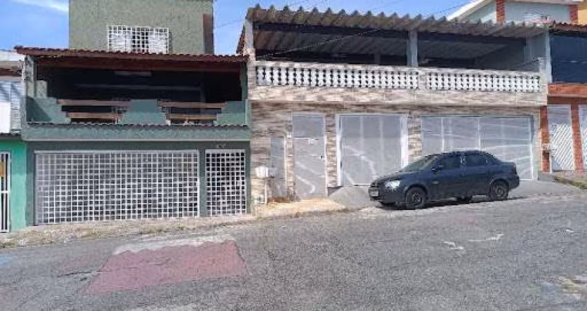 Sobrado com 3 dormitórios à venda, 248 m² por R$ 850.000,00 - Cidade São Jorge - Santo André/SP