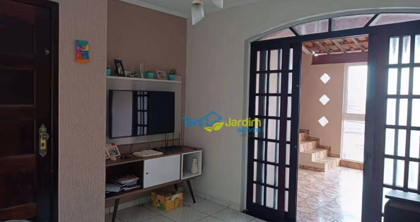 Sobrado com 2 dormitórios à venda, 225 m² por R$ 400.000,00 - Condomínio Maracanã - Santo André/SP