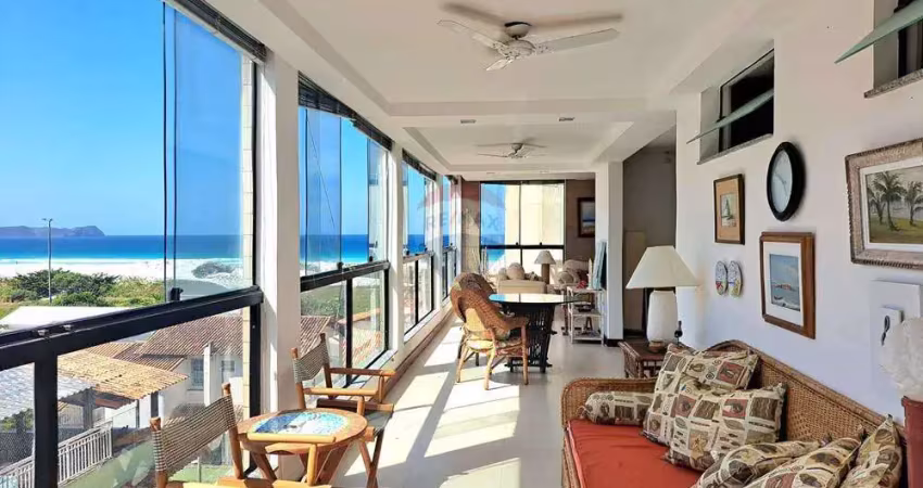 Cobertura Duplex com Vista Mar e 3 dormitórios à Venda no bairro Algodoal - Cabo Frio