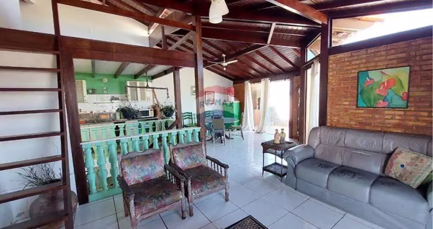 Ótima cobertura duplex na Vila Nova