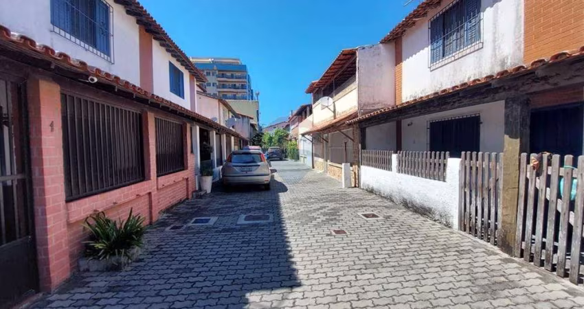 Casa de condomínio com 04 quartos . Ville Blanch. Cabo Frio