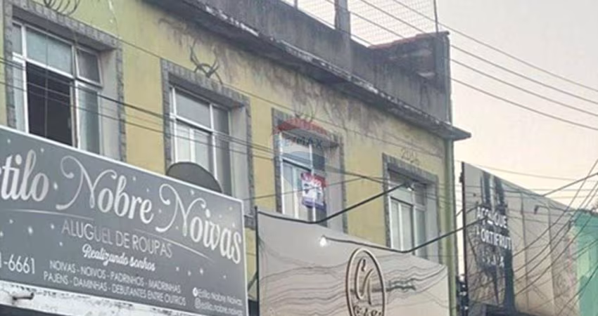 APARTAMENTO  DOIS QUARTOS NO CENTRO DE SÃO PEDRO DA ALDEIA EM FRENTE O TERMINAL DE ONIBUS , OTIMA LOCALIZAÇÃO