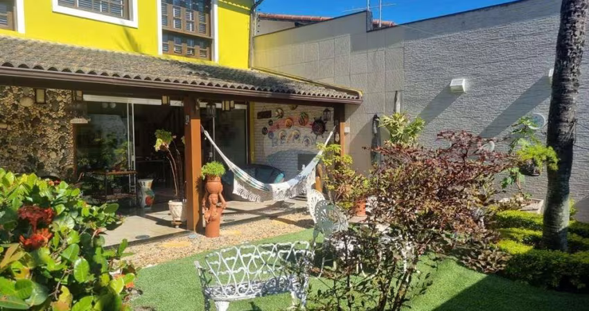 Locação Ideal: Luxuosa Casa Comercial em Cabo Frio