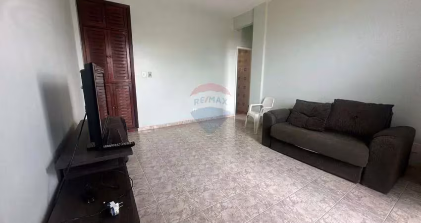Apartamento em São Pedro da Aldeia, RJ um quarto e vaga coberta