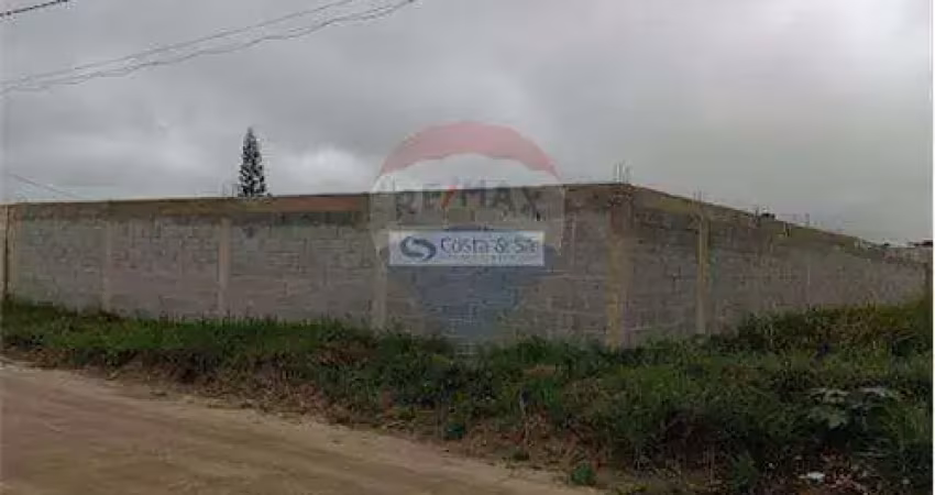 Terreno à venda na Km 115, da da Rodovia Amaral Peixoto - Rua: Elisio, Lote 2 , Q, São Mateus, São Pedro da Aldeia