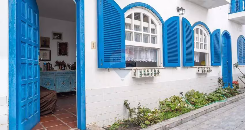 Casa em condomínio fechado à venda no Algodoal, Cabo Frio 