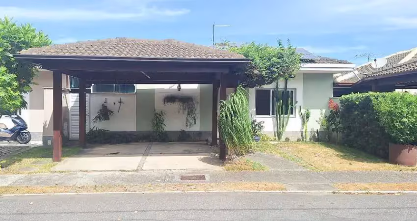 Casa em Condomínio para Venda em Serra, Colina de Laranjeiras, 5 dormitórios, 1 suíte, 3 banheiros, 3 vagas