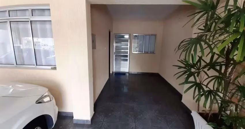 Sobrado com 3 dormitórios à venda, 221 m² por R$ 830.000,00 - Planalto - São Bernardo do Campo/SP