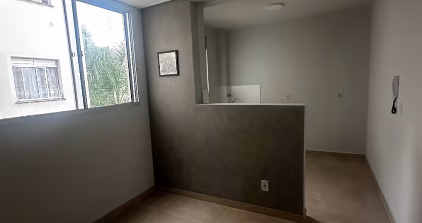 Apartamento no Adhemar Garcia