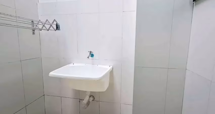 Imóvel com 3 apartamentos alugados rendendo r$8.400 mensais em balneário camboriú/sc
