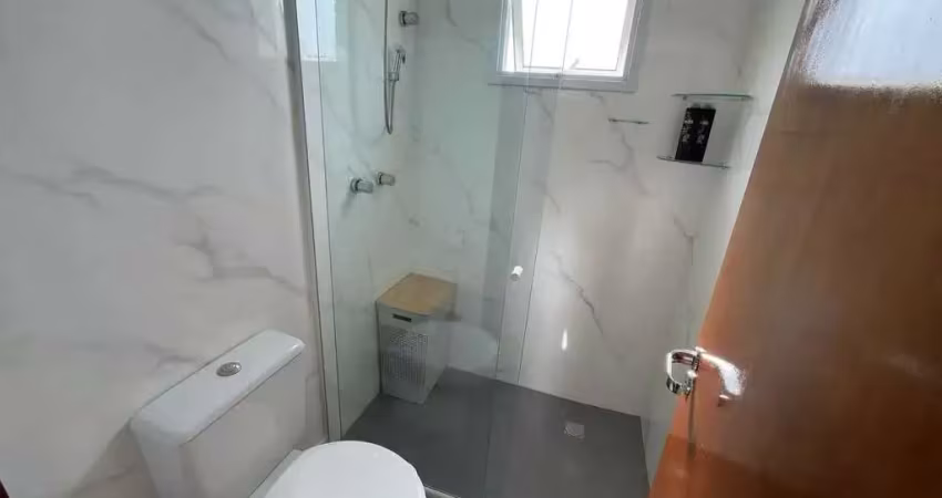Apartamento mobiliado com 3 dormitório sendo 1 suíte e 1 vaga de garagem em Penha/SC