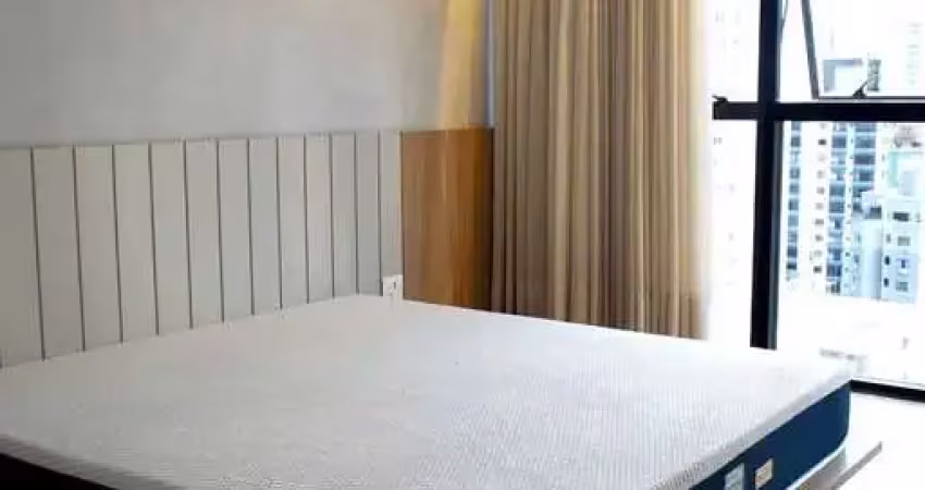 Cobertura duplex com 4 suítes e 4 vagas de garagem em balneário camboriú