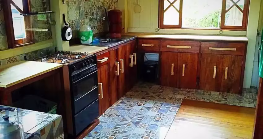 Sitio de 36,2 hectares no bairro papuan em bom retiro