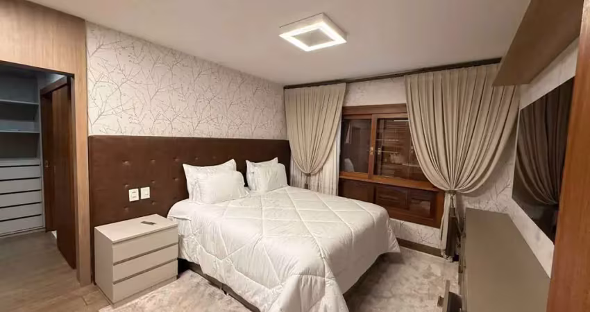Casa finamente mobiliada com 3 suítes  e 2 vagas de garagem na Serra Gaúcha em Gramado/RS