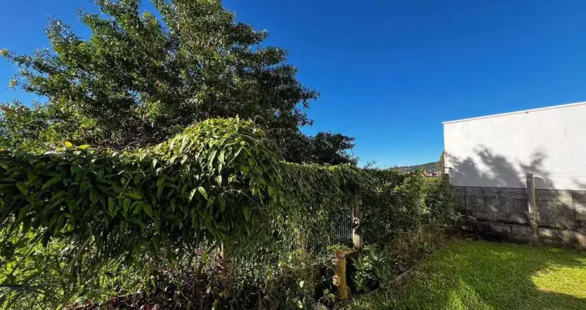 Casa 3 dormitórios e 1 vaga de garagem em  Garopaba/SC