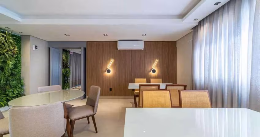Apartamento com 2 dormitórios sendo 1 suíte e 1 vaga no Centro de Balneário Camboriú