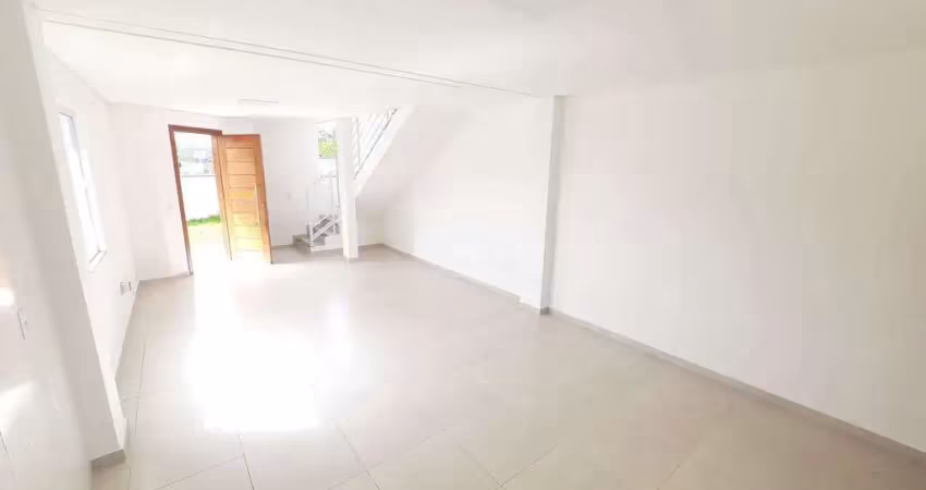 Casa à Venda, 89 m2, 2 Suítes, Potecas, São José/SC