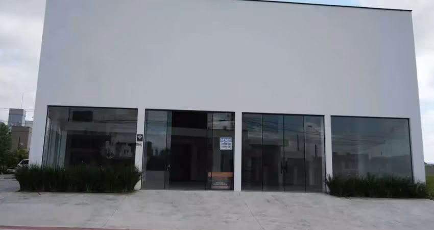 Amplo Galpão comercial com  582,37 m2 em Camboriú