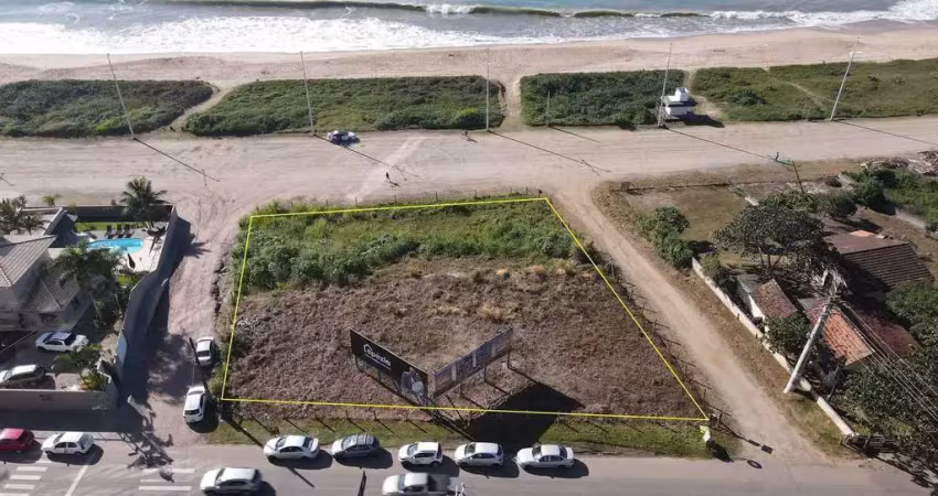 Terreno frente mar à venda no bairro itacolomi em balneário piçarras