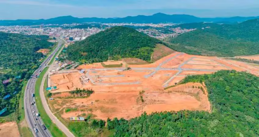 Terreno com 60.000m2 em Camboriú