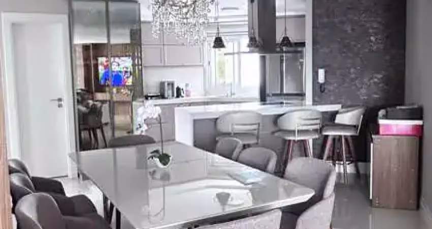 Apartamento mobiliado com 3 suítes e 4 vagas de garagem em balneário camboriú