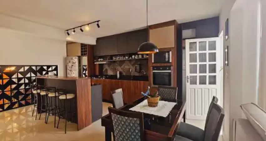Casa à Venda,168m2, 3 Dormitórios, 2 Vagas , Trindade, Florianópolis/SC