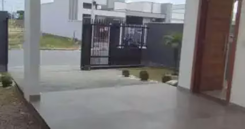 Casa com 2 dormitórios sendo 1 suíte e 2 vagas no Bairro Bosque da Mata em Tijucas