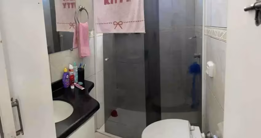 Casa com 2 quartos e 2 vagas de garagem em Camboriú