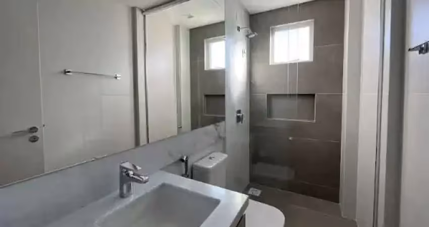 Cobertura de Luxo com 4 suítes e 5 vagas de garagem em Balneário Camboriú