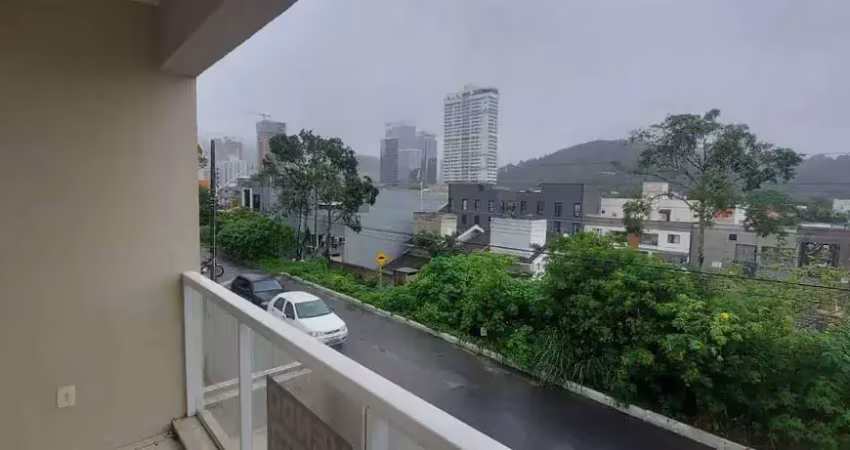 Casa com 5 suítes e 5 vagas na garagem na  praia dos amores - balneário camboriú/sc
