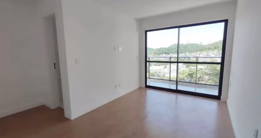 Apartamento com 3 dormitórios sendo 1 suíte e 2 vagas de garagem na praia brava em itajaí