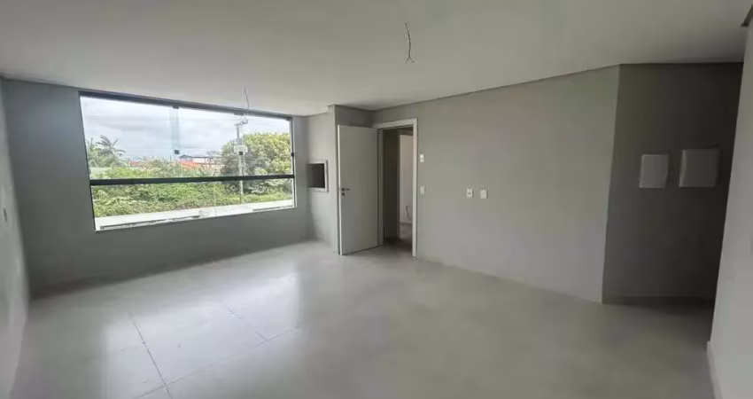 Apartamento com 2 dormitórios sendo 1 suíte e 1 vaga de garagem aprox. 700m da praia, em penha/sc.