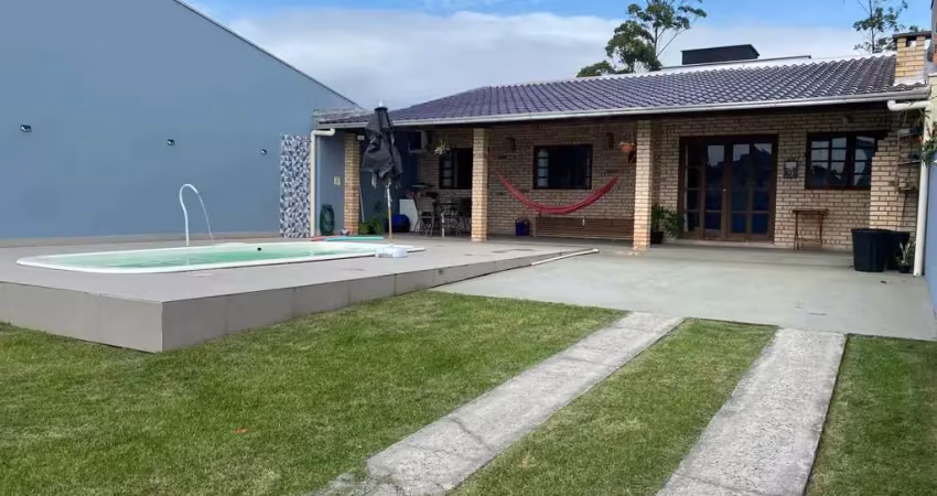 Casa mobiliada com 2 dormitórios e 1 vaga de garagem no bairro nossa senhora de fátima - penha /sc