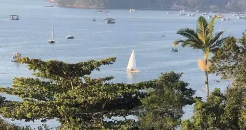 Apartamento frente mar em armação com 3 dormitórios sendo 1 suíte e 2 vagas de garagem penha/sc
