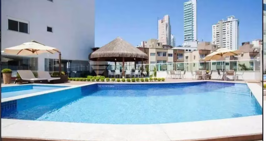 Apartamento mobiliado com 3 suítes e 2 vagas de garagem em balneário camboriú
