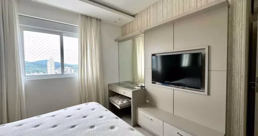 Apartamento decorado com 3 suítes e 3 vagas de garagem em balneário camboriú