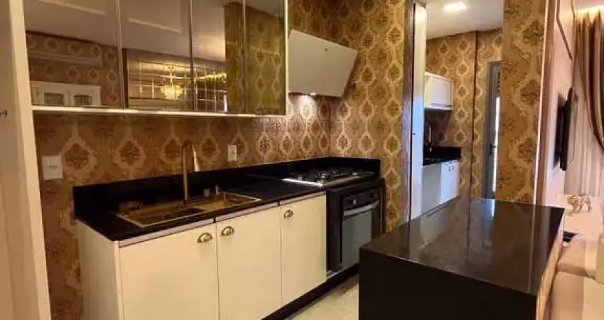 Cobertura com 1 suíte + 2 demi e 2 vagas na garagem em itapema.