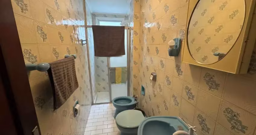 Apartamento frente mar com 03 dormitórios sendo 1 suíte e 1 vaga em balneário camboriú