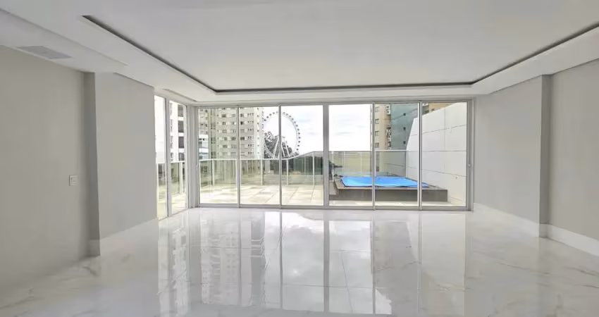 Apartamento quadra mar com 4 suítes e 3 vagas na garagem em - balneário camboriú/sc