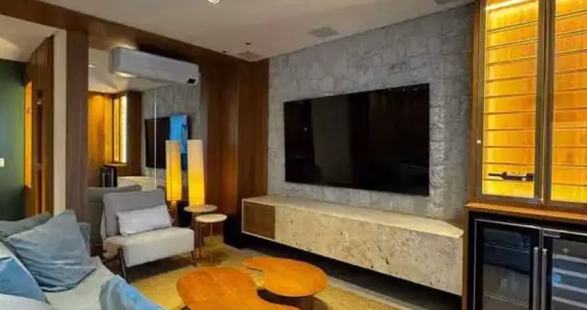 Apartamento decorado com 3 suítes e 2 vagas na garagem em balneário piçarras