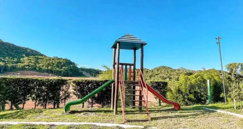 Terreno com 510,80m² em condomínio fechado em camboriú