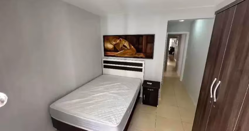 Apartamento 3 dormitórios sendo 1 suíte e 1 vaga de garagem em meia praia