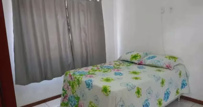Casa com 2 dormitórios e garagem coberta para 2 carros em balneário perequê