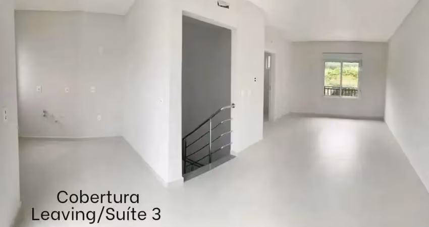 Casa com 3 suítes e 2 vagas na garagem com acesso exclusivo para a pria de quatro ilhas