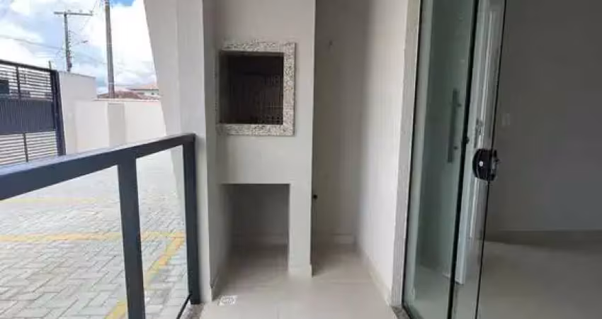 Casa com 2  dormitórios 1 suíte e 1 vaga de garagem no itacolomi a 300 metros da praia