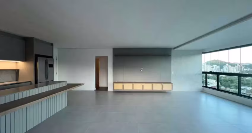 Apartamento com 3 suítes e 2 vagas de garagem na praia brava - itajaí