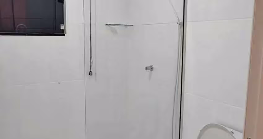 Casa alto padrão com 3 dormitórios sendo 1 suíte e garagem ampla em balneário camboriú